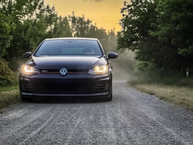 🖤 GTI Performance 🖤

#vw #gti #vwgolf7gti #volkswagen #gtifreundeskreis #mk7 #k_kustom #apr #hundr #static #gtiperformance #low #golf7r #vagcars #vagzwerge #vagkids #static #srstec #tsi #turbo #vagsocietyuk #autostadt #wolfsburg #wob #mk7gti #clubsport #niedersachsen #gifhorn #braunschweig #golf8gti #mk7owners