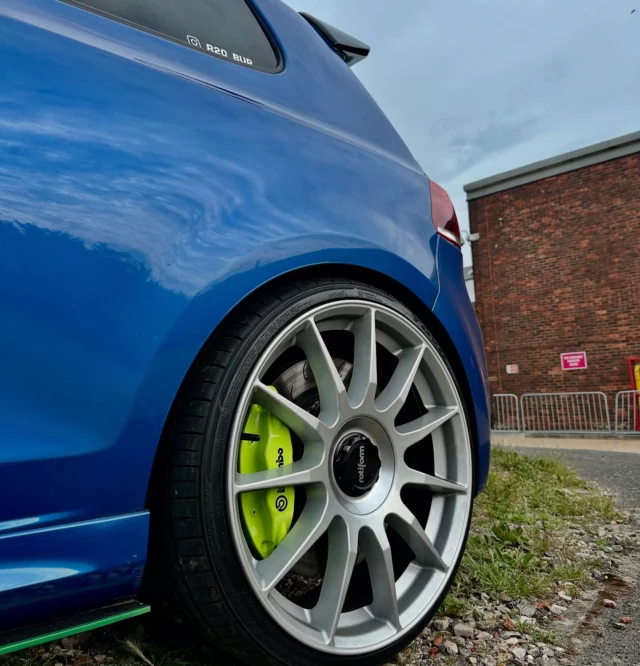 Phase one, rear set up complete.. Brembo 4 pot callipers, 370mm J hook disc ✅ 20” rotiform  DTM’s

#r20 #bup #risingblue #vw #vwgolf6r #vwgolfgti #vwgolfr32 #headturnerscarclub #vagsocietyuk #xclusiveautomotive #loweredlifestyle #petrolhead #turbo #modifiedcarscene #carsofinstagram #slammed #vwperfomance #dassociety #maxton #srstec #trc #turbo #customcars #vwlovers #lowered #hothatch