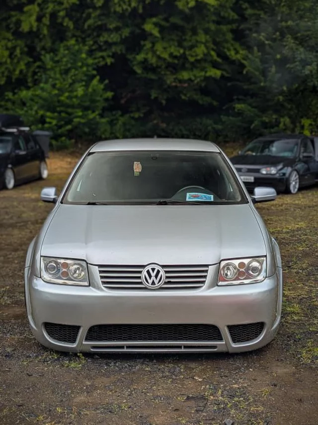 Památka z endless_per4mance ❤️
carphotography.by.adam 📸
#vw #bora #stance #airride #airforce #srstec #mk4 #bagged