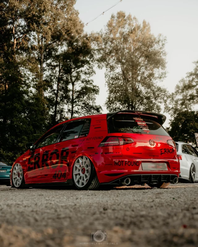 ❤️❤️❤️
Event: stancepro_official 
fractura_colli 
driftlicious_gang 
looklow_ 
📸: _mirrorlessvisuals 

#wgolf #mk7gtd #volkswagen #carporn
#airliftperformance #hpdrivetech #nullbar #bilstein #maxtondesign #maxtonized #csrautomotive #germancars #mmconcepts #osramled #bagged #rotiform #rotiformwheels #rotiformcvt #srstec