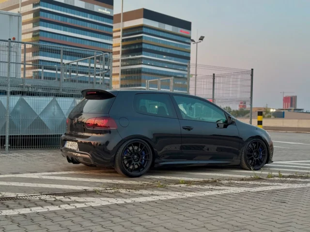 My R36Turbo

#vrturbo #vrt #golf #golfr #vwgolfr #6r #golf6r #blackgolfr #fastgolf #bws #vr6 #vwracing #oz #ultraleggera #vr6turbo #canchecked #ozultraleggera #R #bbk #bigbrakes #srstec #dsg #carbonfiber #recaro #precisionturbo #dq500 #vrsociety #vrtpodmaskaaniewnickunainstagramie #r36turbo #r36turbo4motion