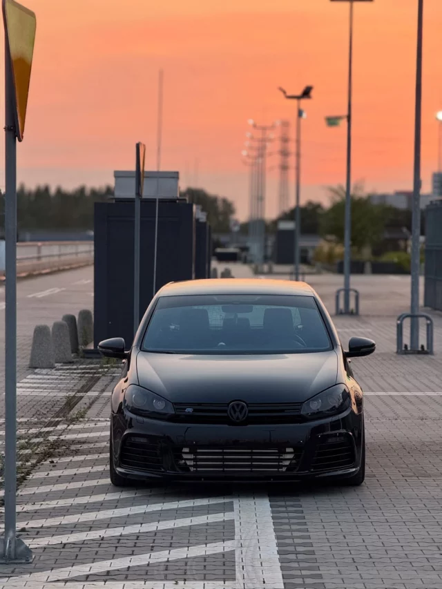 #vrtpodmaskaaniewnickunainstagramie #vrturbo #vrt #golf #golfr #vwgolfr #6r #golf6r #blackgolfr #fastgolf #bws #vr6 #vwracing #oz #ultraleggera #vr6turbo #canchecked #ozultraleggera #R #bbk #bigbrakes #srstec #dsg #carbonfiber #recaro #precisionturbo #dq500 #vrsociety #r36turbo #r36turbo4motion
