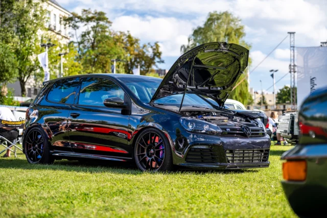 #vrtpodmaskaaniewnickunainstagramie #vrturbo #vrt #golf #golfr #vwgolfr #6r #golf6r #blackgolfr #fastgolf #bws #vr6 #vwracing #oz #ultraleggera #vr6turbo #canchecked #ozultraleggera #R #bbk #bigbrakes #srstec #dsg #carbonfiber #recaro #precisionturbo #dq500 #vrsociety #r36turbo #r36turbo4motion