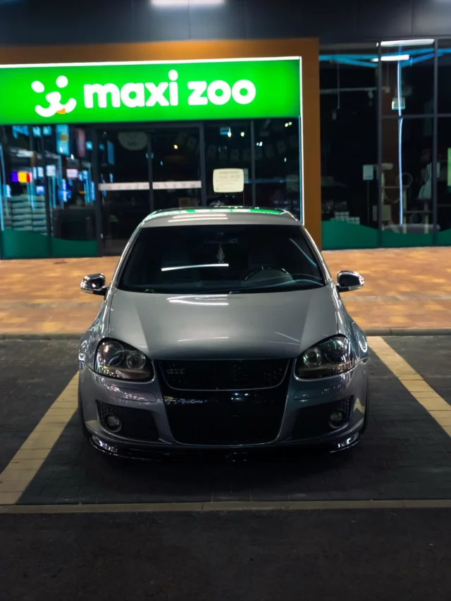 🌌
.
.
.
.
#mk5gti #volkswagen #gti #golfgti #camber #artecturbo #gtimk5 #golf5gti #vagcars #vwcarsphoto #srstec